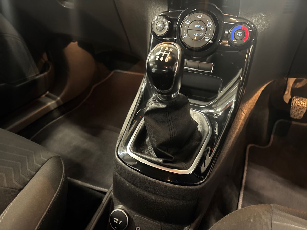 Used Ford Fiesta 2016 for sale - 77218725: Photo 27