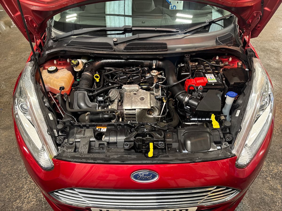 Used Ford Fiesta 2016 for sale - 77218725: Photo 33