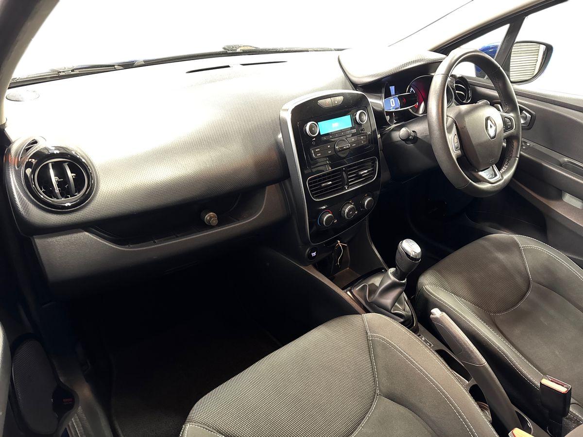 Used Renault Clio 2018 for sale - 77353782: Photo 18
