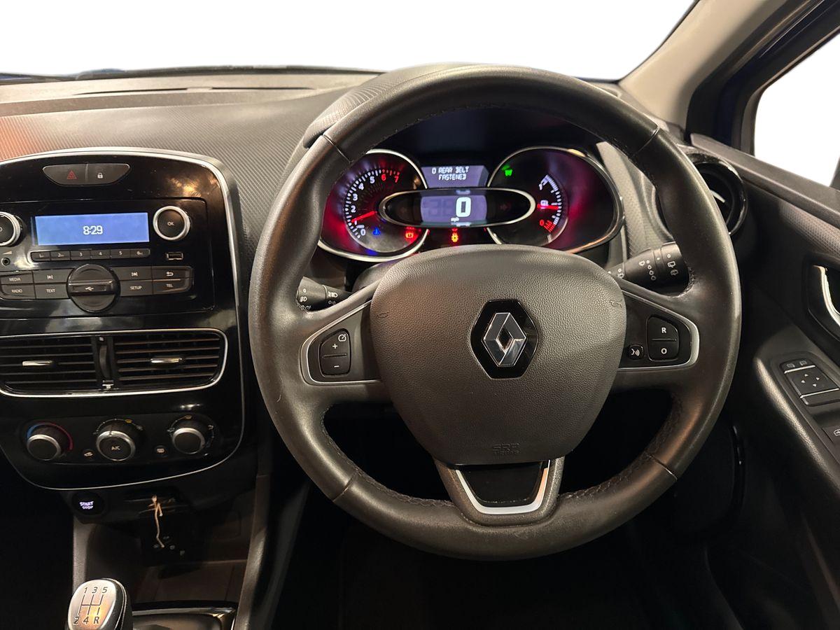Used Renault Clio 2018 for sale - 77353782: Photo 21