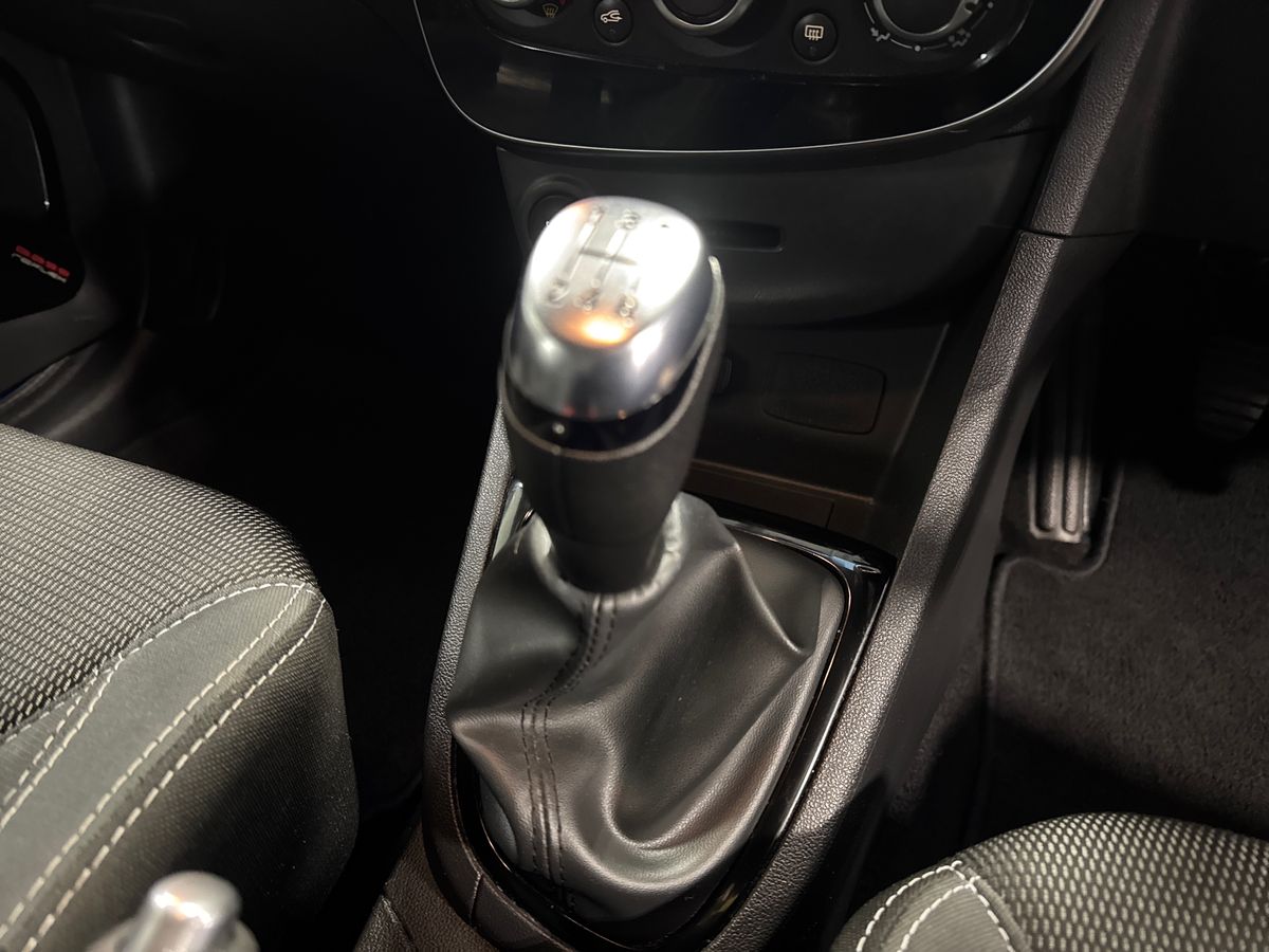 Used Renault Clio 2018 for sale - 77353782: Photo 27