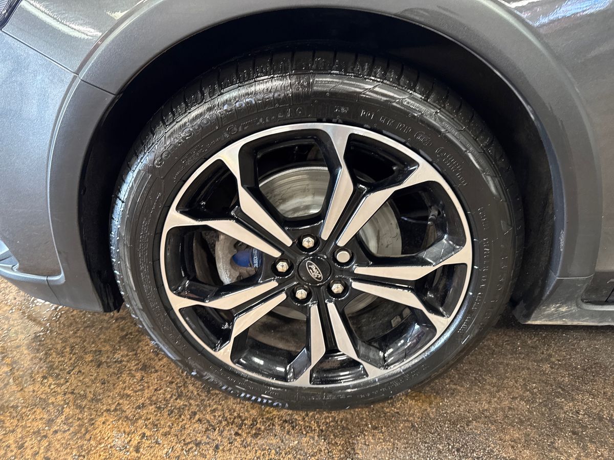Used Ford Focus 2020 for sale - 76203880: Photo 11