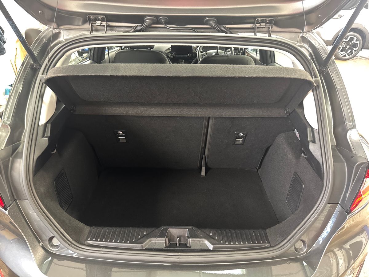 Used Ford Fiesta 2023 for sale - 77137601: Photo 17