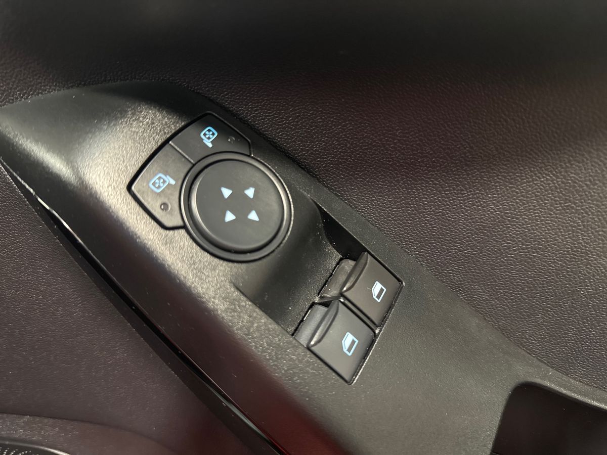 Used Ford Fiesta 2023 for sale - 77137601: Photo 24