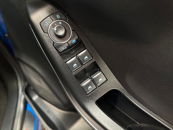Used Ford Puma 2023 for sale - 76130695: Photo 24