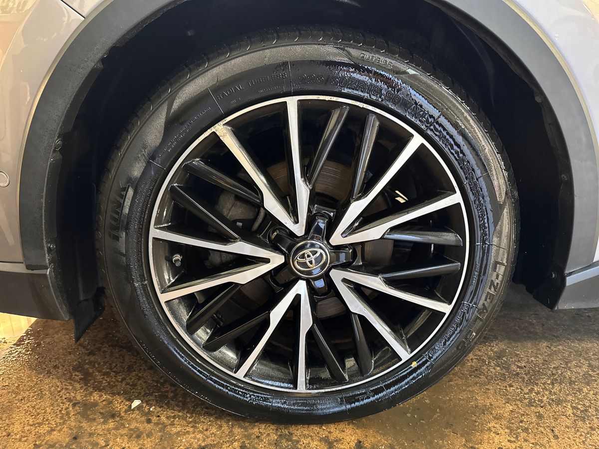 Used Toyota C-HR 2018 for sale - 76915070: Photo 11