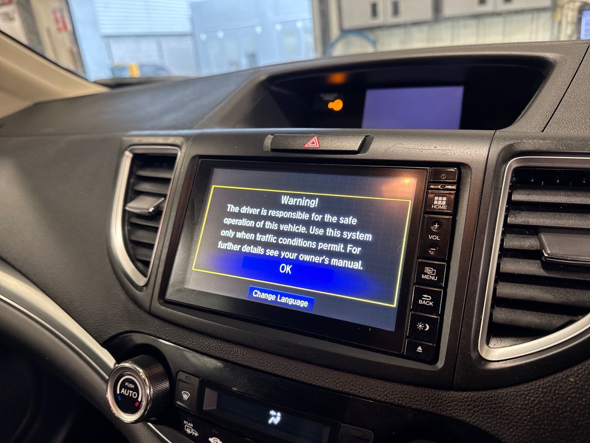 Used Honda CR-V 2017 for sale - 77810141: Photo 25