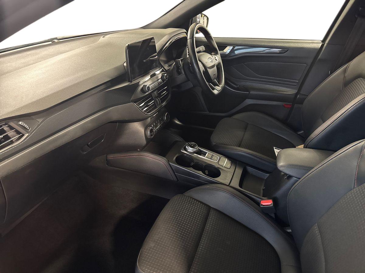 Used Ford Focus 2021 for sale - 76717437: Photo 18