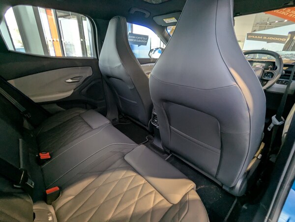 Used Ford Explorer 2025 for sale - 73964597: Photo 12