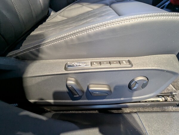 Used Ford Explorer 2025 for sale - 73964597: Photo 17