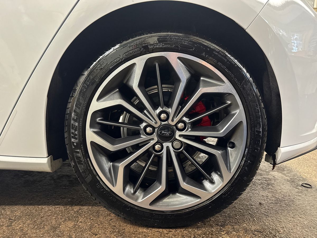 Used Ford Focus 2023 for sale - 75984749: Photo 15