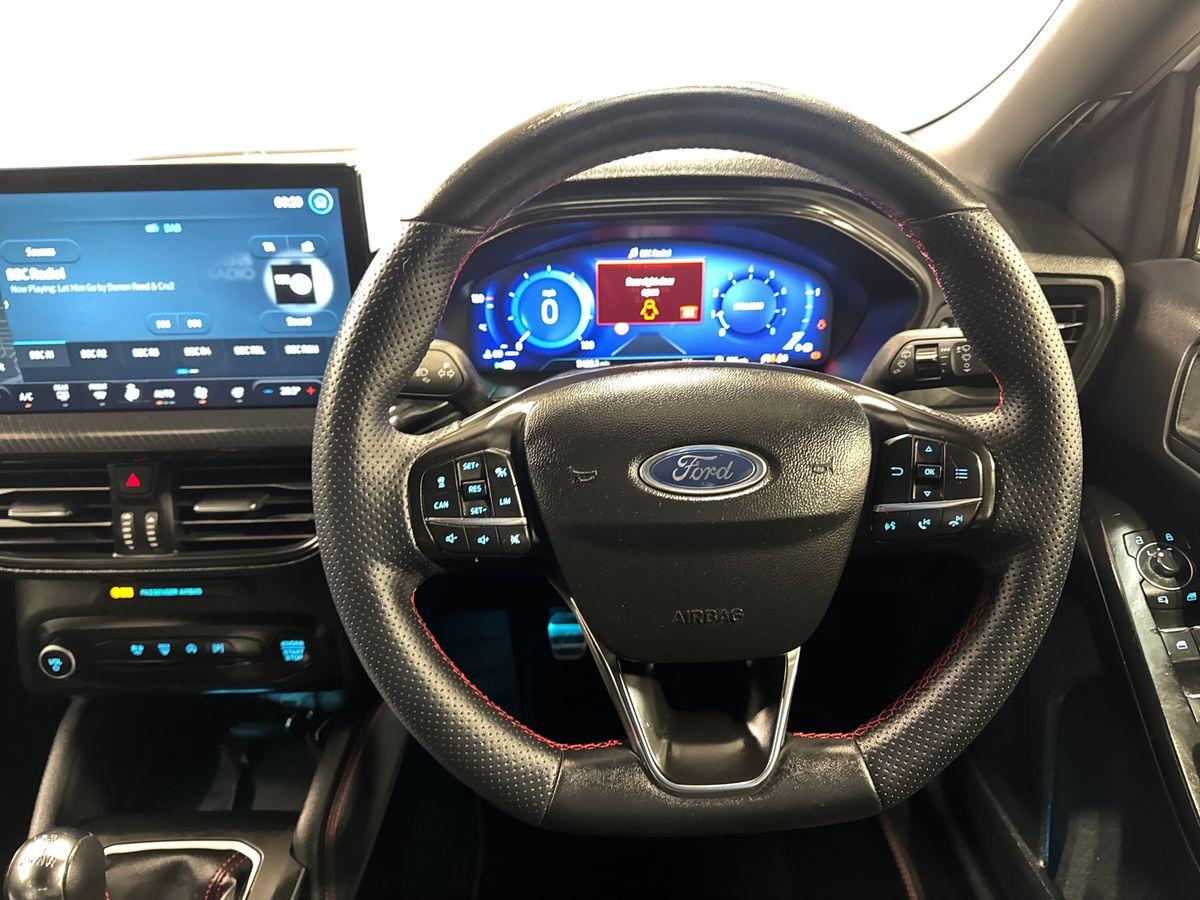 Used Ford Focus 2023 for sale - 75984749: Photo 21
