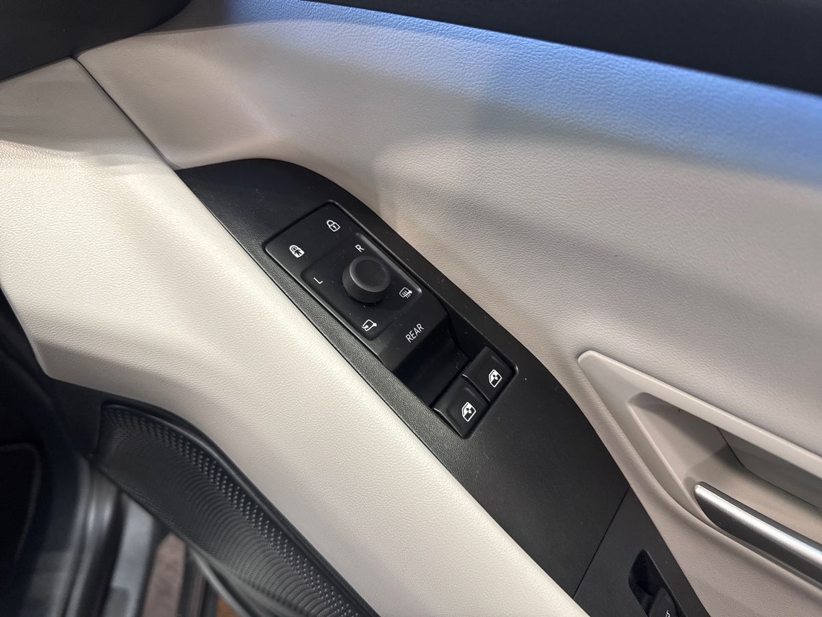 Used Ford Explorer 2024 for sale - 78055192: Photo 24