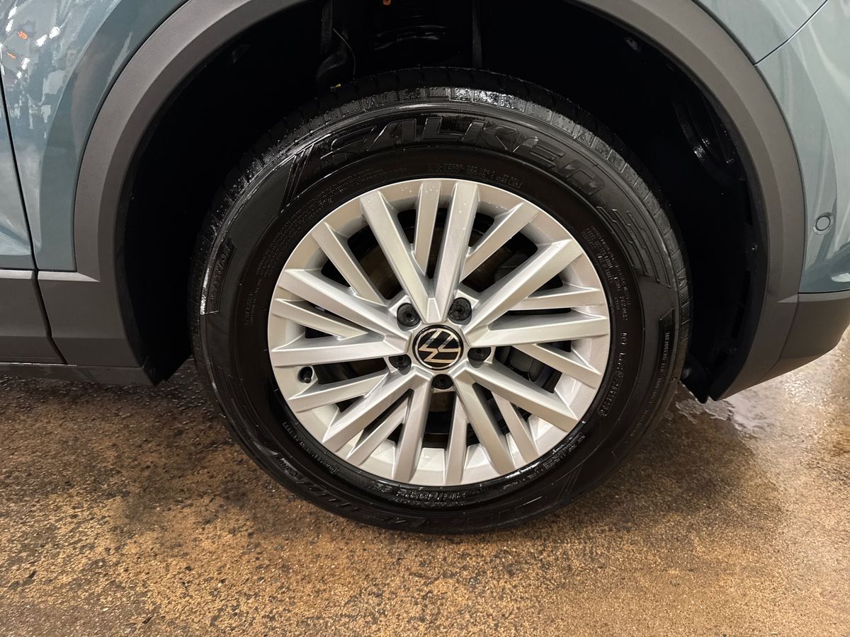 Used Volkswagen T-Roc 2023 for sale - 76999405: Photo 13