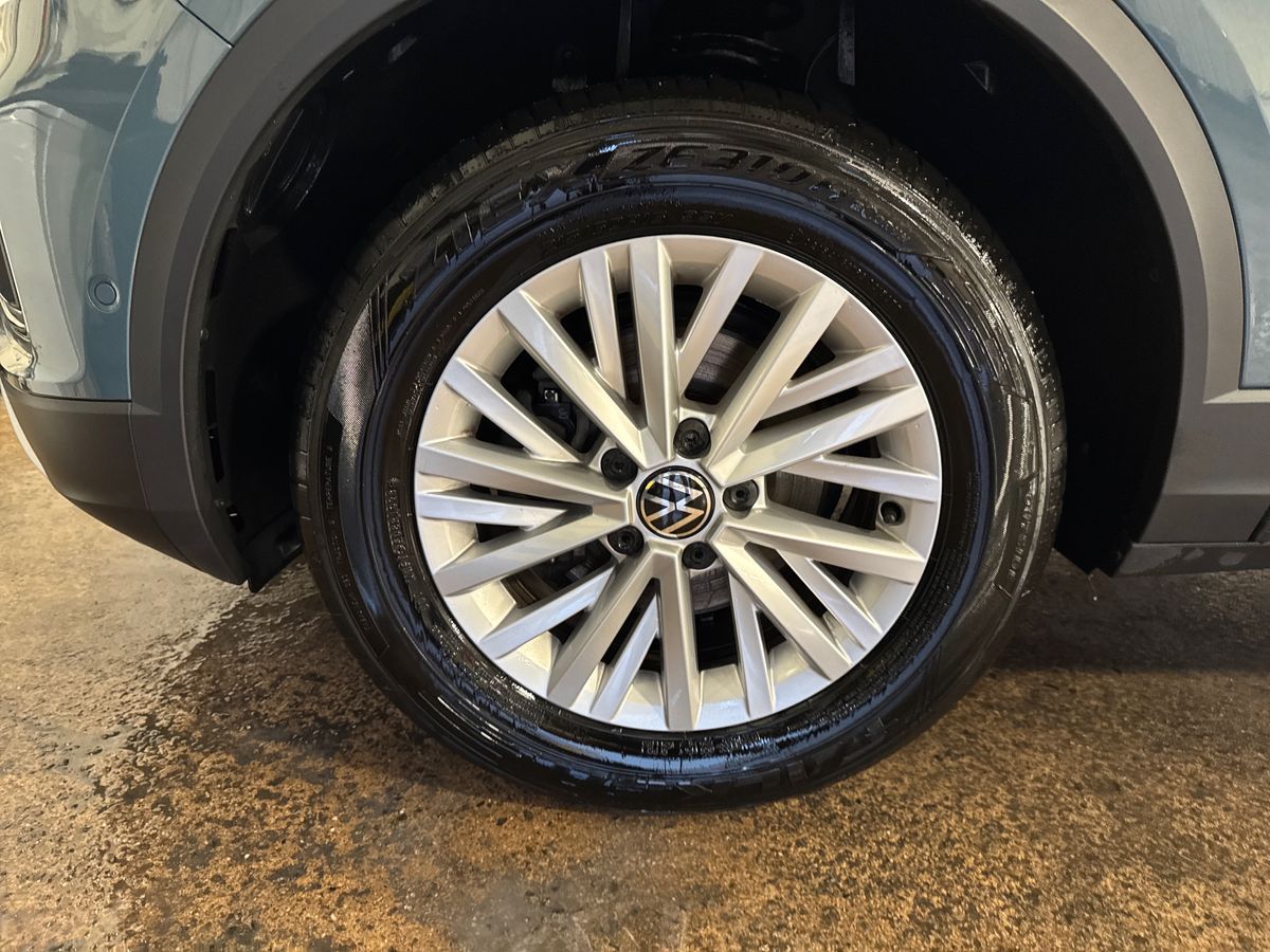 Used Volkswagen T-Roc 2023 for sale - 76999405: Photo 14