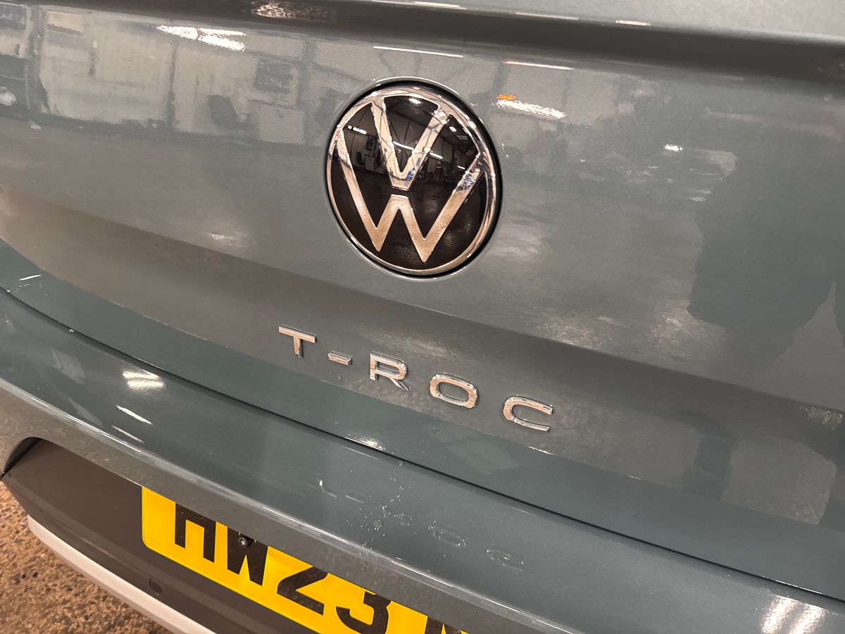 Used Volkswagen T-Roc 2023 for sale - 76999405: Photo 31