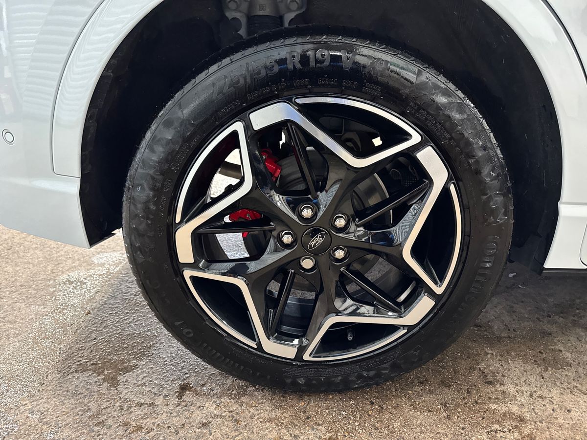 Used Ford Kuga 2025 for sale - 76635632: Photo 11