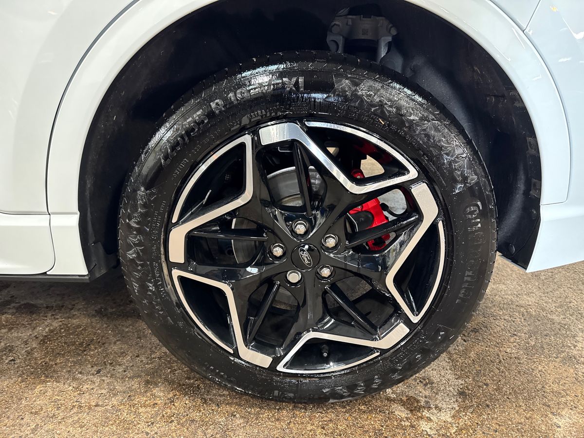 Used Ford Kuga 2025 for sale - 76635632: Photo 14