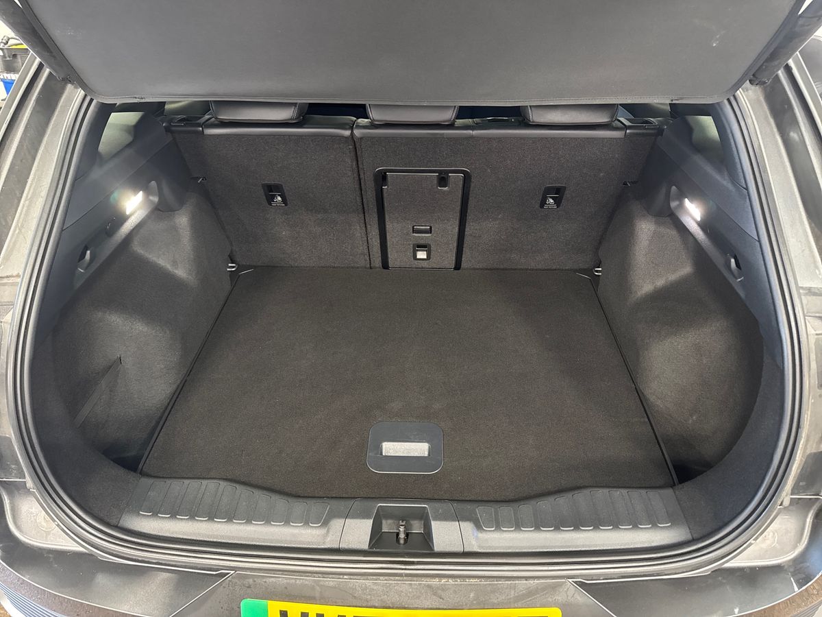 Used Ford Explorer 2024 for sale - 77934241: Photo 17