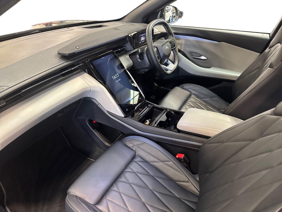 Used Ford Explorer 2024 for sale - 77934241: Photo 18