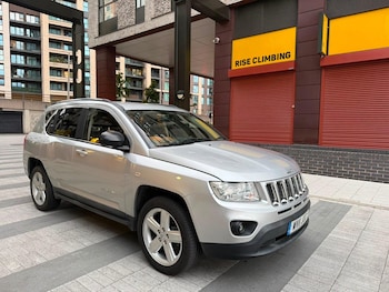 Used Jeep Compass 2011 for sale - 79388530: Photo