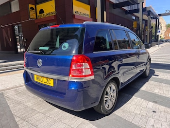 Used Vauxhall Zafira 2010 for sale - 79464749: Photo