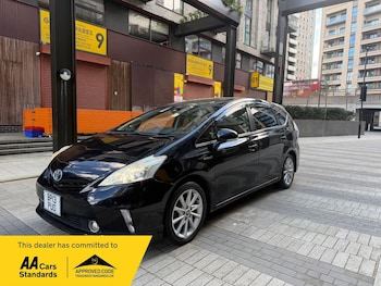 Used Toyota Prius+ 2024 for sale - 79173868: Photo