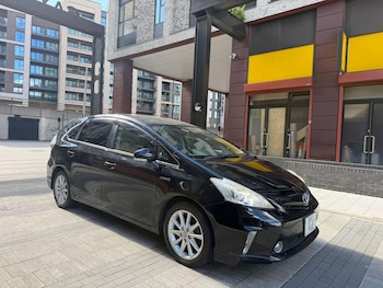 Used Toyota Prius+ 2024 for sale - 79173868: Photo