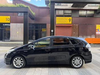 Used Toyota Prius+ 2024 for sale - 79173868: Photo