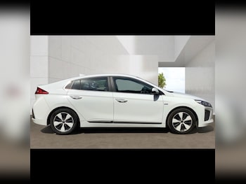 Used Hyundai IONIQ 2018 for sale - 79181081: Photo