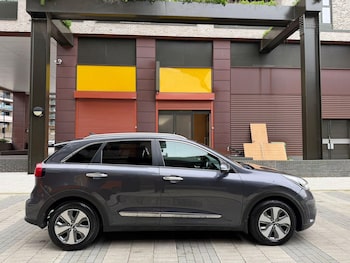 Used Kia Niro 2017 for sale - 79173885: Photo