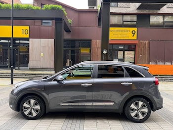 Used Kia Niro 2017 for sale - 79173885: Photo