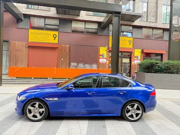 Used Jaguar XE 2018 for sale - 79793281: Photo