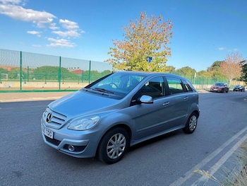 Used Mercedes-Benz B Class 2010 for sale - 79464366: Photo