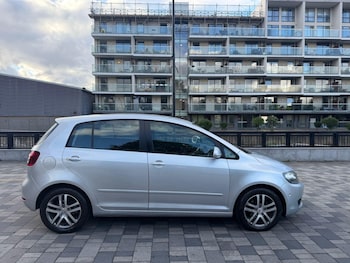 Used Volkswagen Golf Plus 2010 for sale - 79173871: Photo