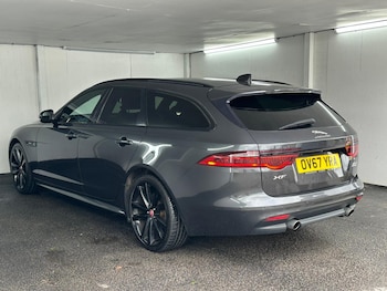 Used Jaguar XF 2017 for sale - 78997699: Photo