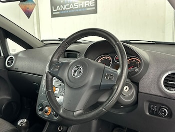 Used Vauxhall Corsa 2012 for sale - 79010863: Photo