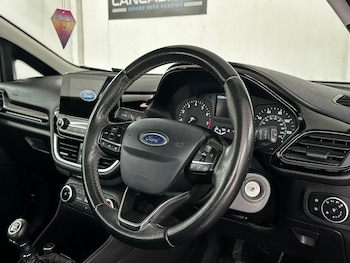 Used Ford Fiesta 2017 for sale - 78997657: Photo