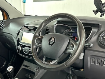 Used Renault Captur 2017 for sale - 78997679: Photo