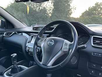 Used Nissan Qashqai 2015 for sale - 79205384: Photo