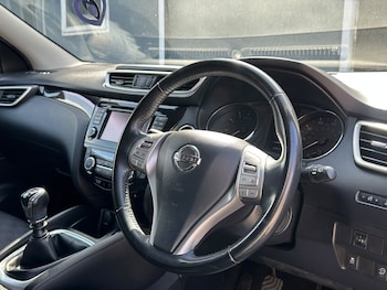 Used Nissan Qashqai 2016 for sale - 79326637: Photo