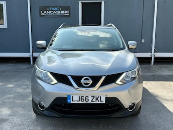 Used Nissan Qashqai 2016 for sale - 79326637: Photo