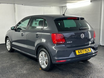 Used Volkswagen Polo 2017 for sale - 78997724: Photo