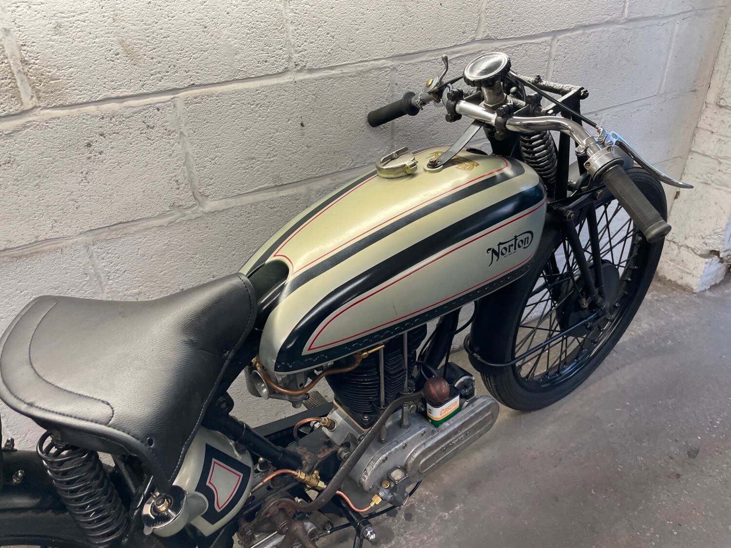 Norton MODEL 18