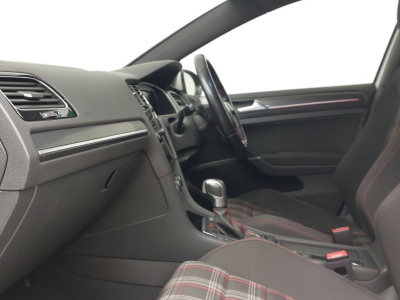 Used Volkswagen Golf 2019 for sale - 77573366: Photo 5