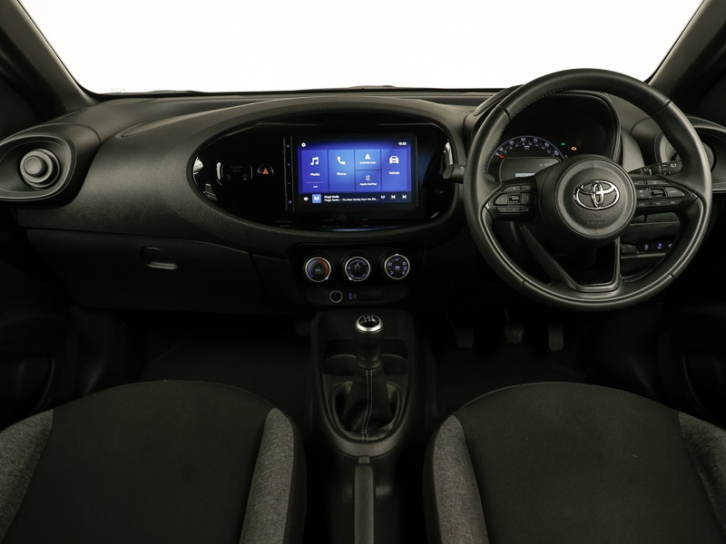 Used Toyota Aygo X 2024 for sale - 78113500: Photo 2