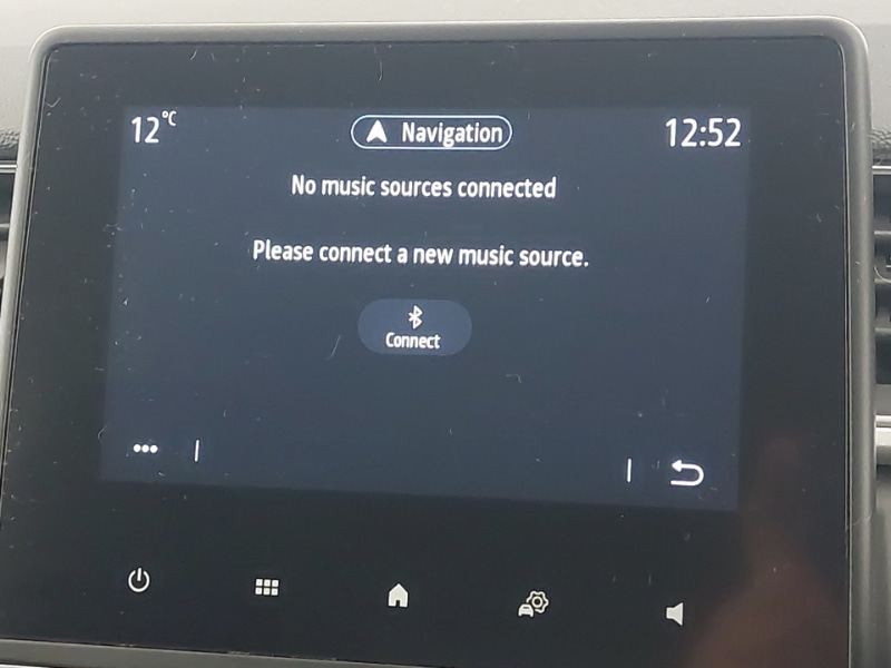 Used Renault Captur 2023 for sale - 76779503: Photo 15