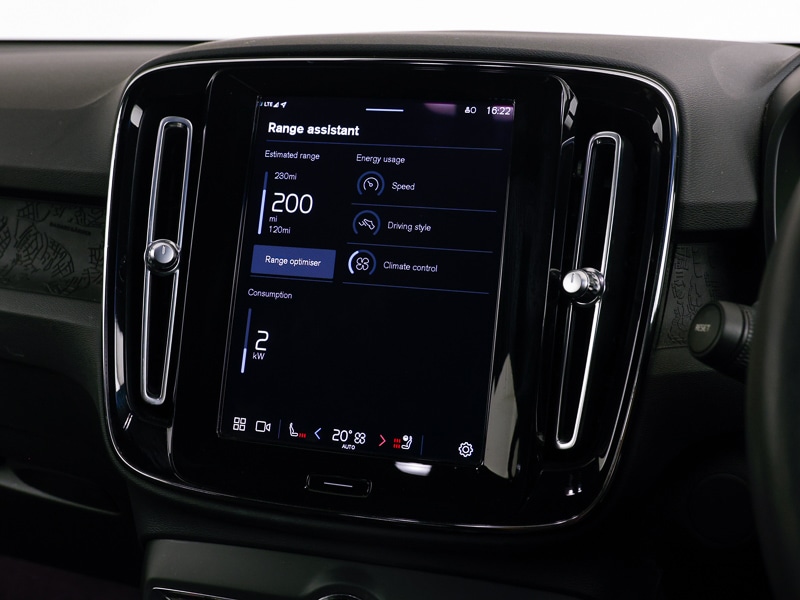 Used Volvo XC40 2022 for sale - 76721419: Photo 16