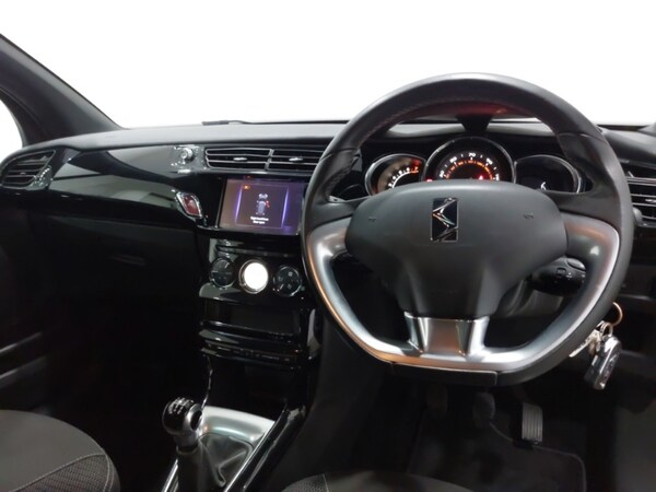 Used DS Automobiles DS 3 2018 for sale - 76204852: Photo 2
