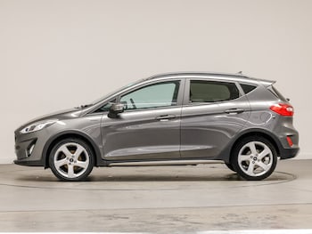 Used Ford Fiesta 2020 for sale - 77101550: Photo